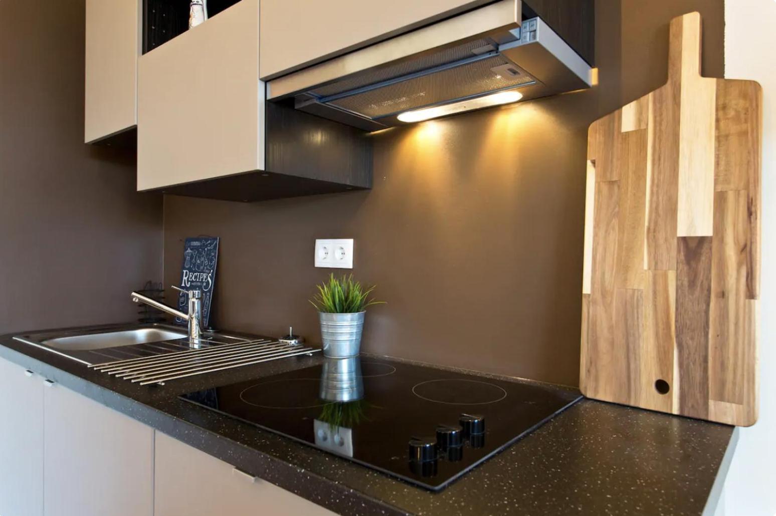 Apartamento Host Wise - Cozy Sunny Flats - Ace Location Oporto