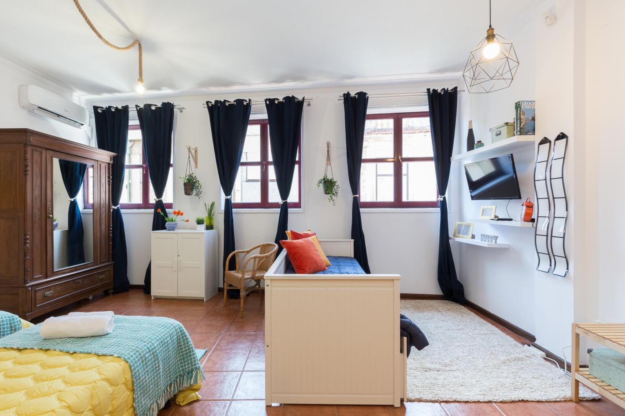 Host Wise - Cozy Sunny Flats - Ace Location Oporto